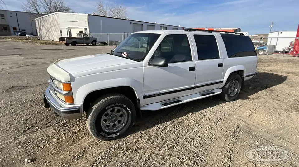 1999 Chevrolet Suburban SUV