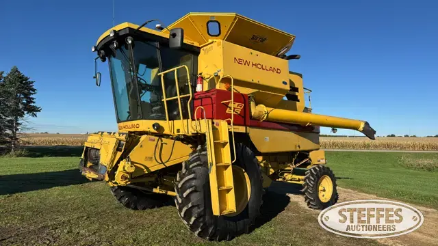 New Holland TR86