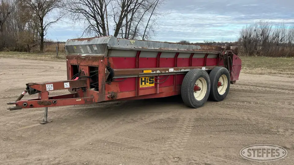 H&S 430 Manure Application Equipment