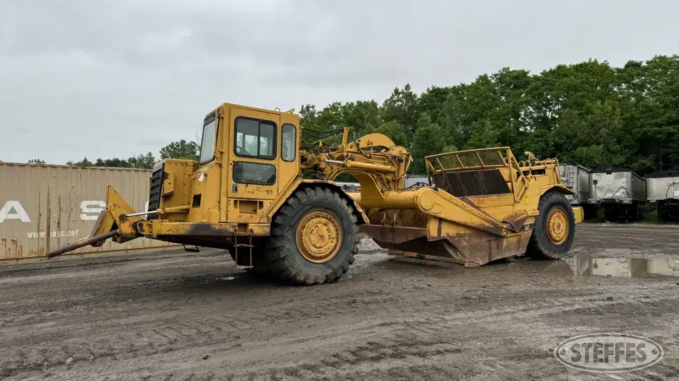 1995 CAT 627F Motor Scraper