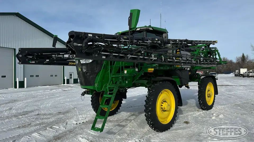 2023 John Deere 412R Self-Propelled Sprayer