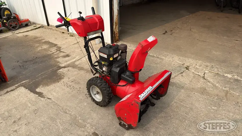 Snapper L1227E Self-Propelled Snowblower