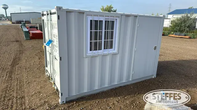 Shipping container