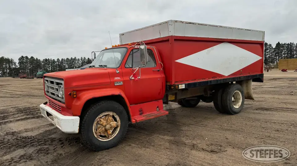 1973 GMC 6500 Single Axle Boxed Truck