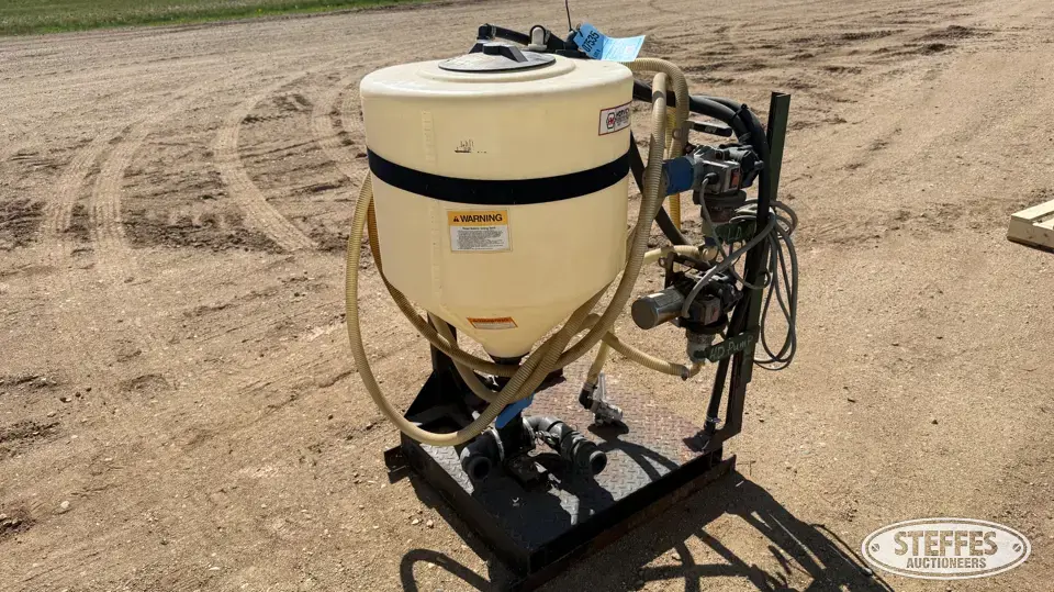 (1) Horvick 35 gal. mix cone Liquid Fertilizer Tank