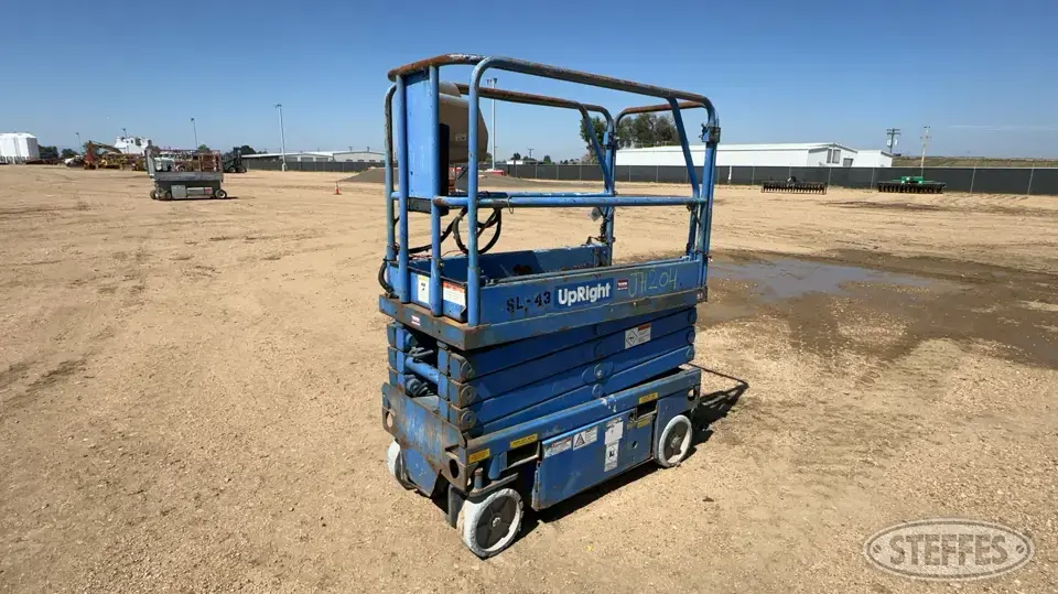 UpRight 65700-000 Scissor Lift