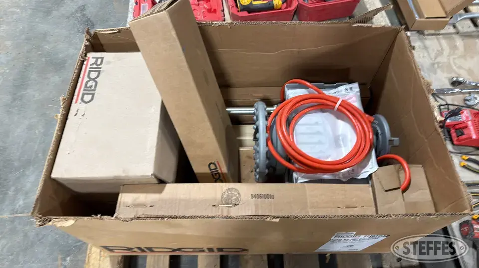 Ridgid 300 pipe threader General Tools and Shop Supply