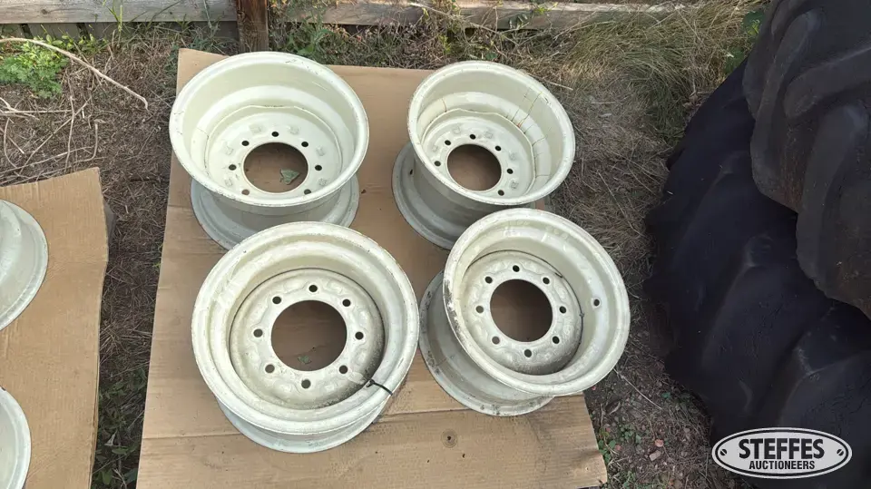 (4) Implement wheels Truck-Trailer Part