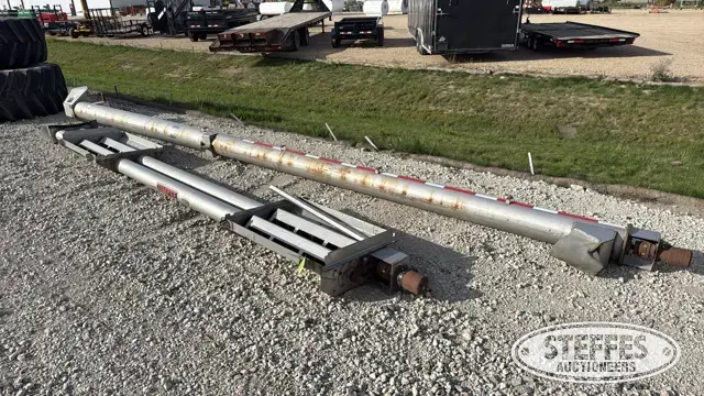 Timpte hopper bottom tender augers