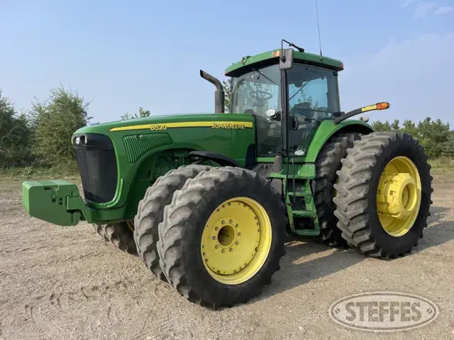 2003 John Deere 8520