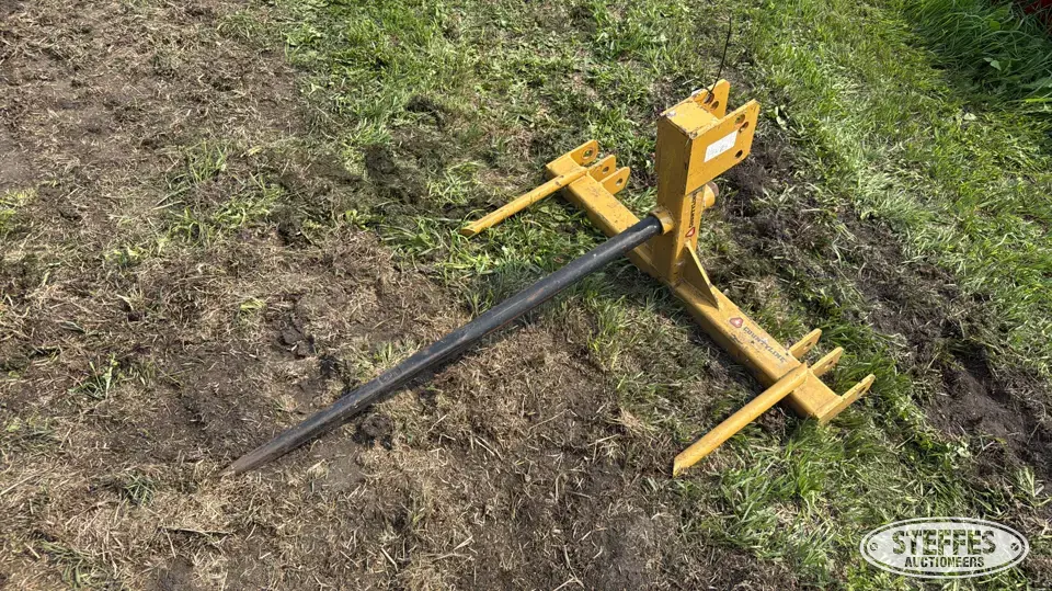 CountyLine bale spear Bale Handling