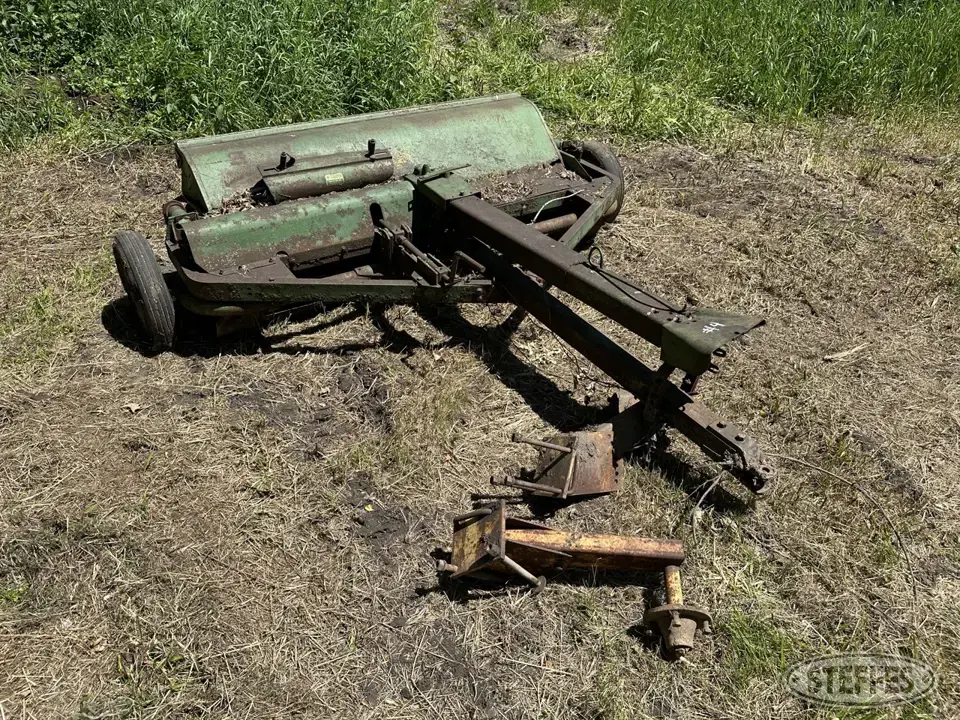 John Deere Bale Handling