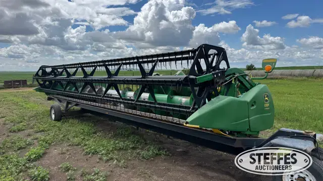 2006 John Deere 630F HydraFlex