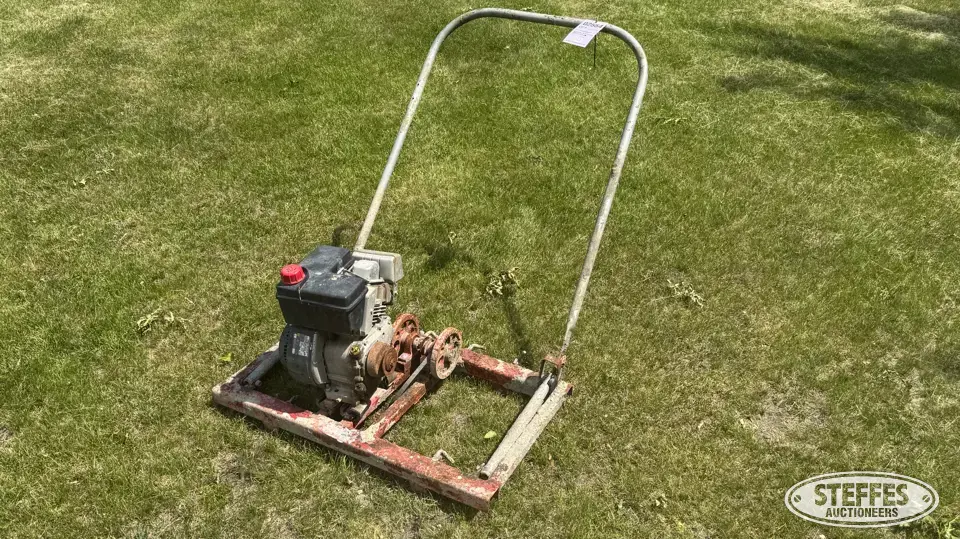 Power concrete screeder Concrete Related Item