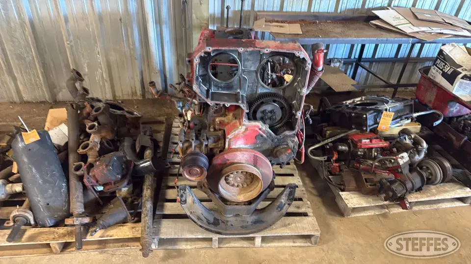 Cummins ISX 400ST Truck-Trailer Part