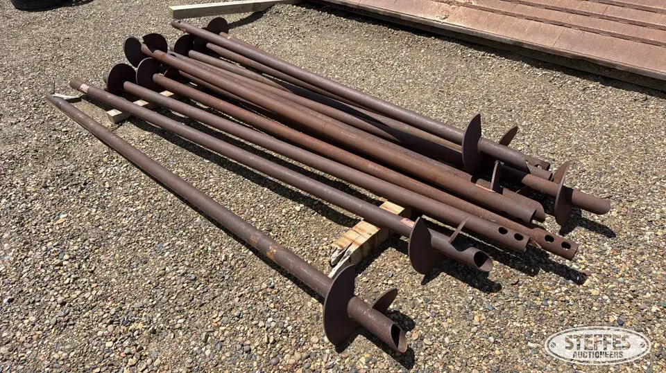 (12) Screw anchors Livestock Equipment-Other