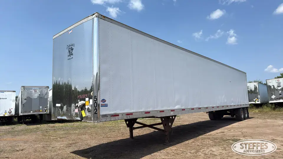 2010 Utility VS2DX Van Trailer