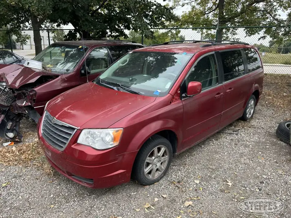 2008 Chrysler Town and Country Touring Van