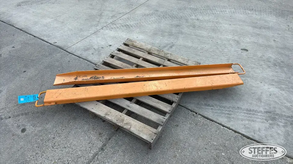 (2) Fork extensions Farm Support Item