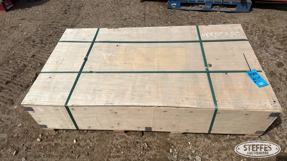 Land Honor LHR-MC2084 Storage and Bench
