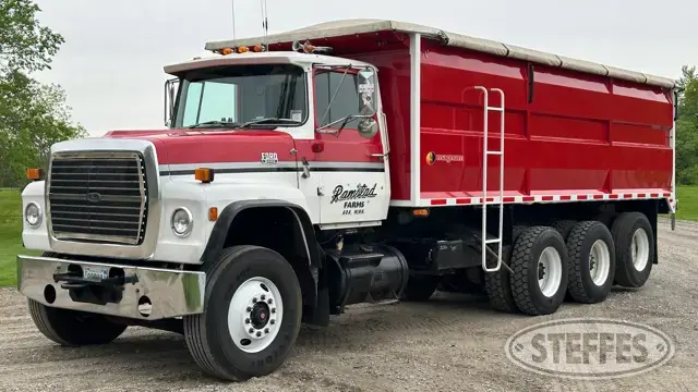 1986 Ford 9000
