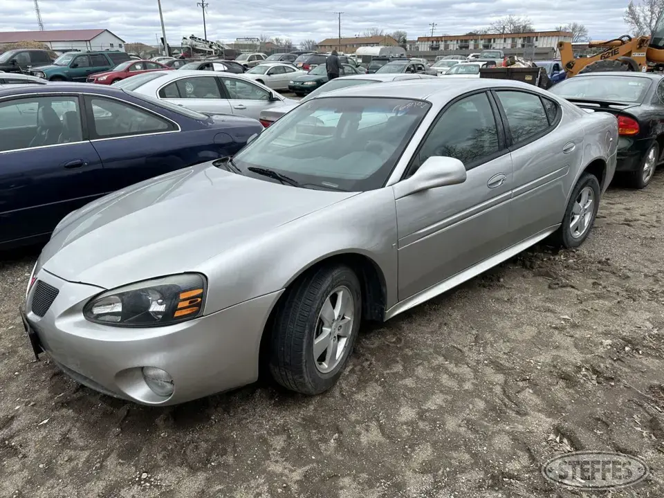 2008 Pontiac Grand Prix Car