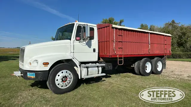 1996 Freightliner FL112