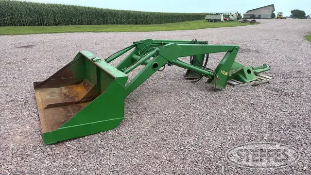 John Deere 158