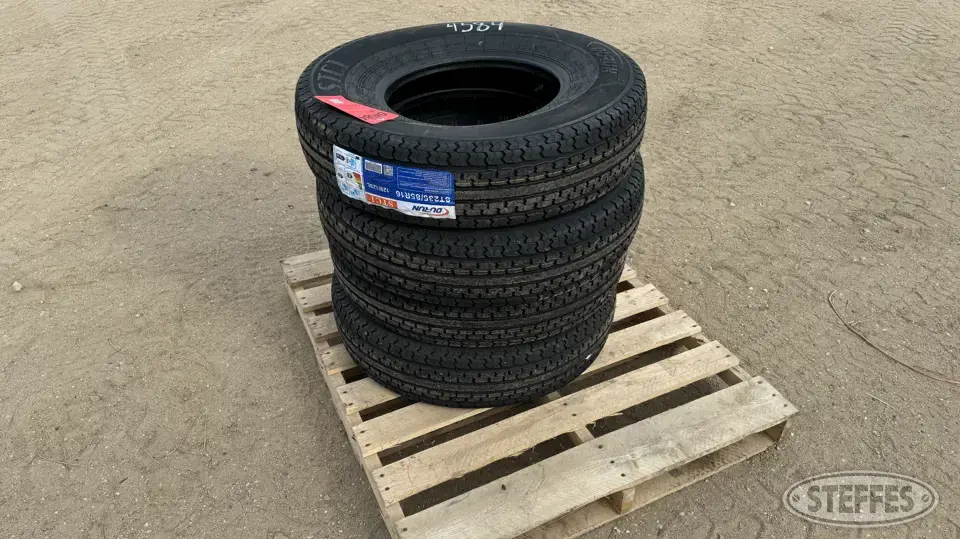 (4) Durun ST235/85R16 Tires Truck Tire