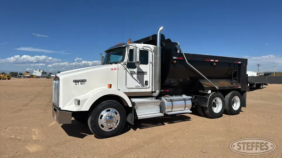 2012 Kenworth T800 Dump Truck
