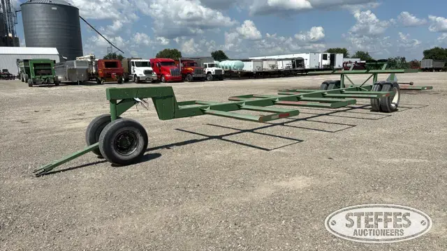Bale trailer