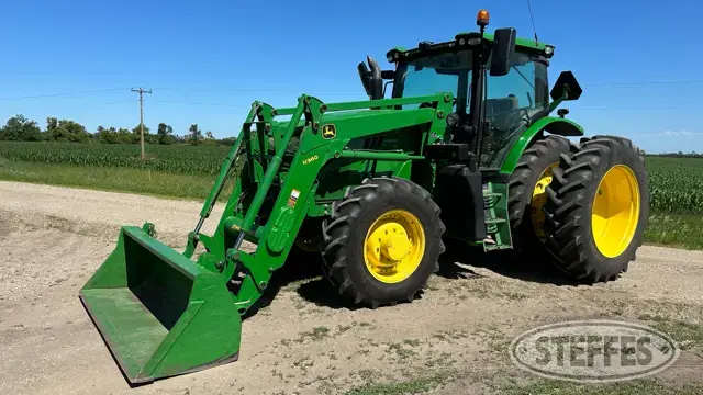 2015 John Deere 6150R