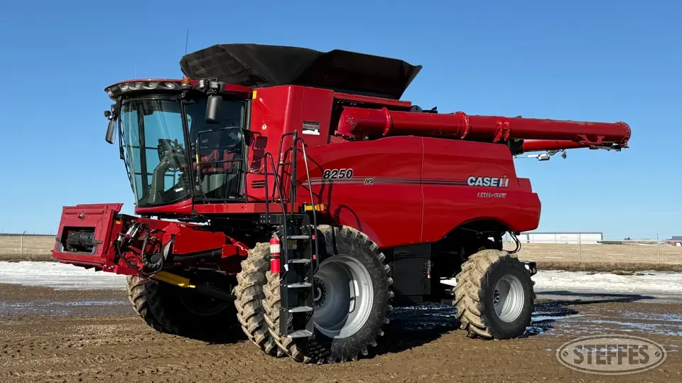 2020 Case IH 8250 Combine