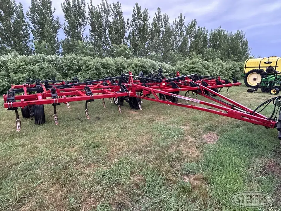 Case IH PTX300 Chisel Plow