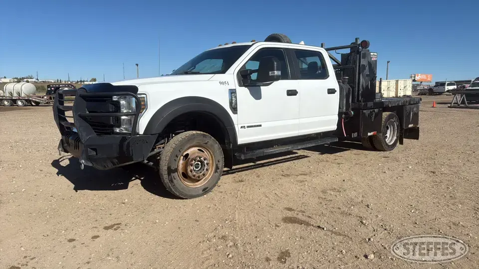 2018 Ford F-550 XL Flatbed Truck