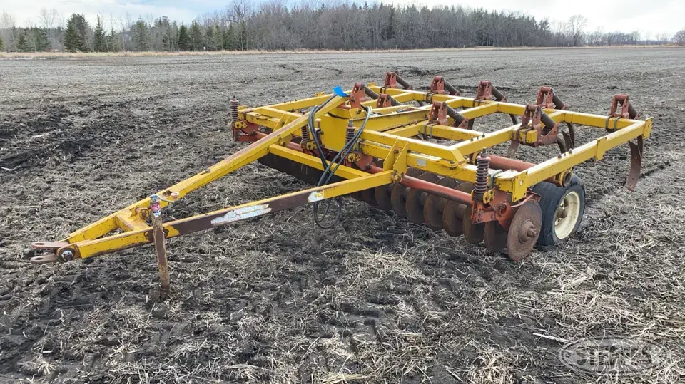 Kent Chisel Plow