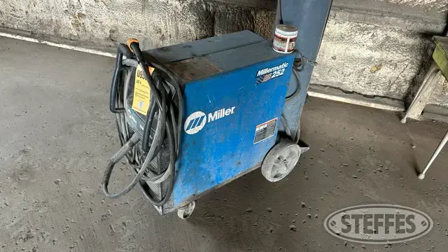 Millermatic 252