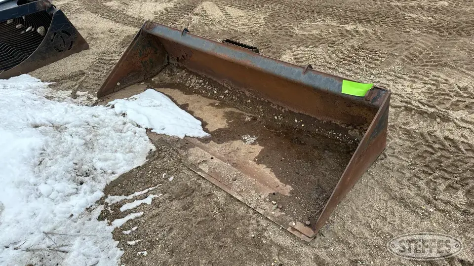 CAT Skid Steer Bucket
