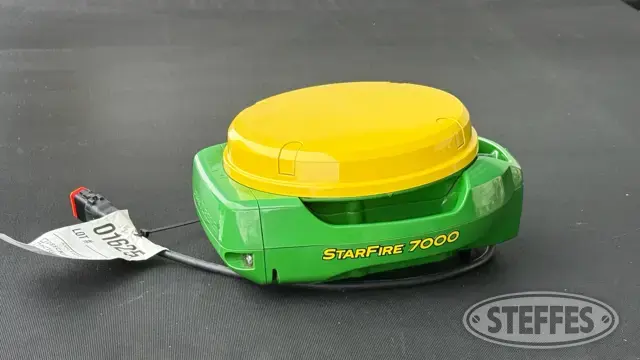 John Deere StarFire 7000
