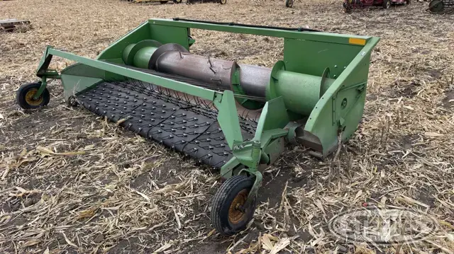 1982 John Deere 212