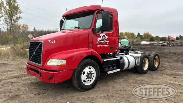 2013 Volvo VNM