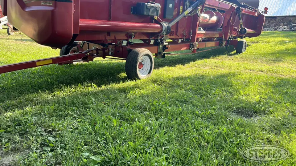 Unverferth HT30 Header Trailer
