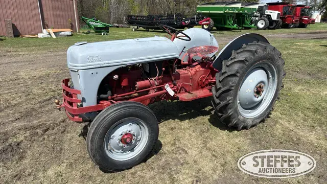 1948 Ford 8N