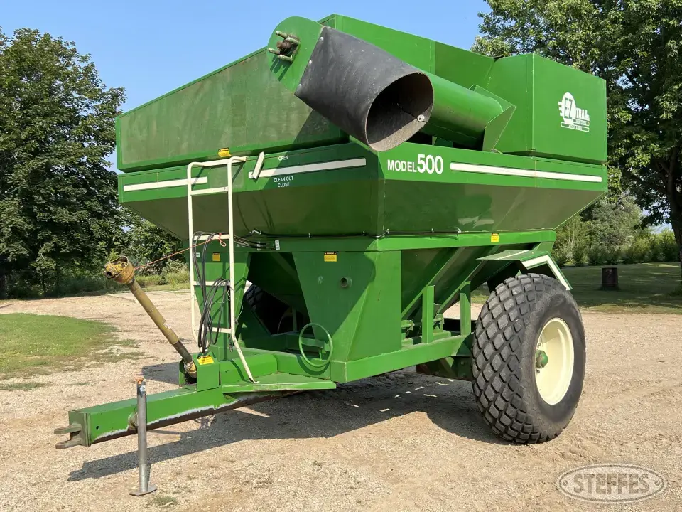 EZ-Trail 500 Grain Cart