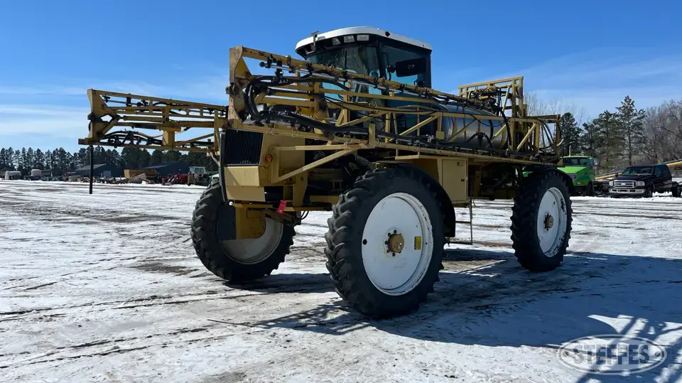 AG-Chem RoGator 854 Self-Propelled Sprayer