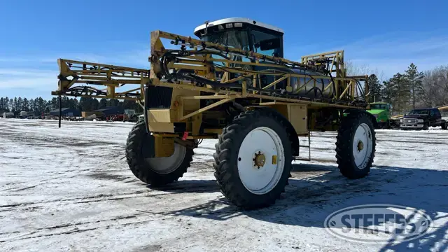 AG-Chem RoGator 854