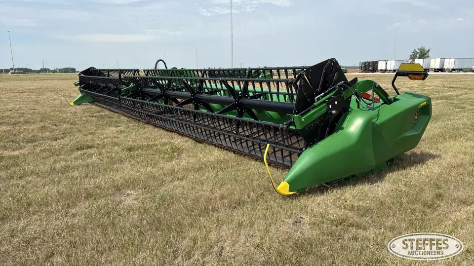 2022 John Deere RD40F Draper Head