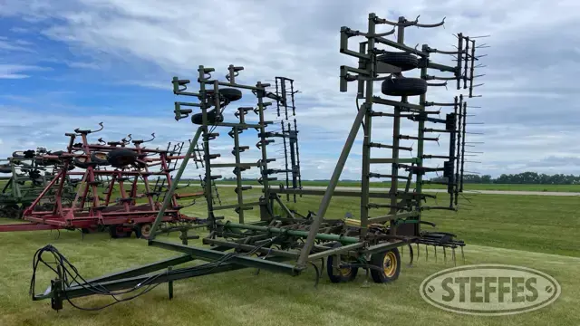 John Deere 1010