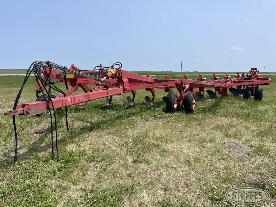 Wil-Rich 2900 Plow
