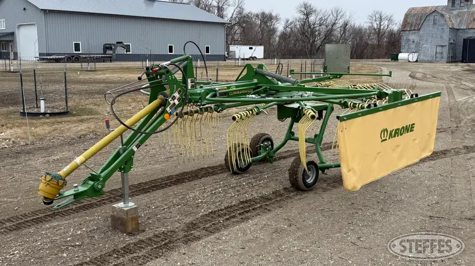 2023 Krone Swadro 42T Rake